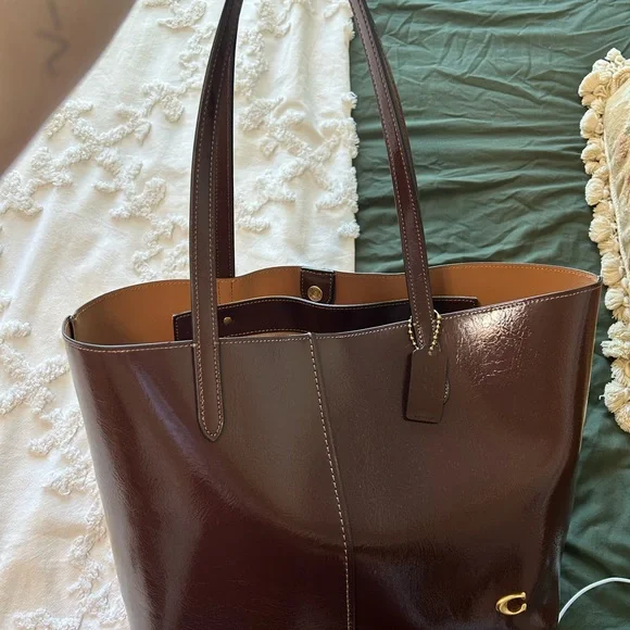 Coach Burgundy Leather Shoulder Bag - Picture 1 of 7